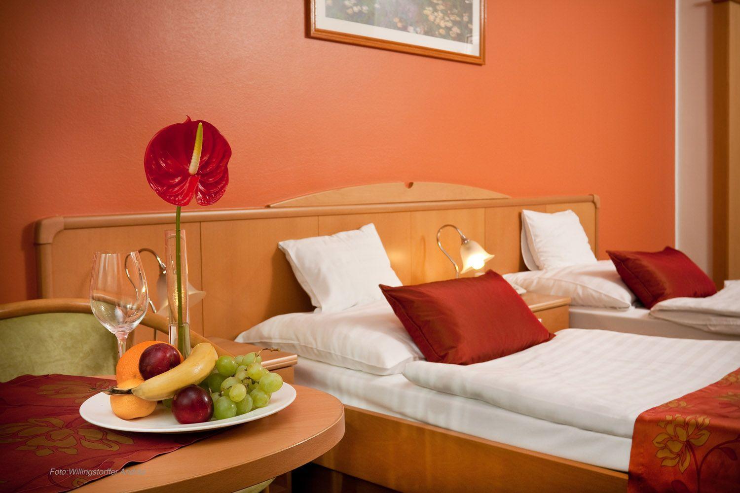 Hotel Kalvaria เยอร์ ภายนอก รูปภาพ